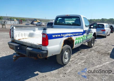 2015 Ford F-250 Xl z USA, uszkodzony, nr VIN 1FTBF2B67FEB76432